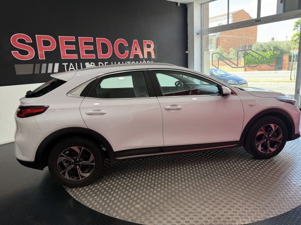alquiler kia xceed