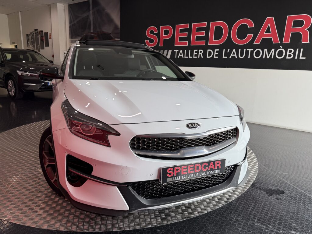 KIA XCEED EMOTION