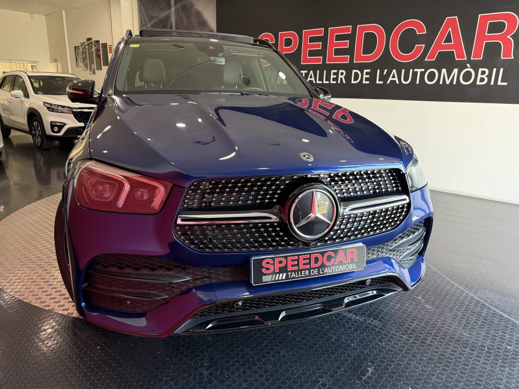 Vista frontal del Mercedes GLE 350 de segunda mano
