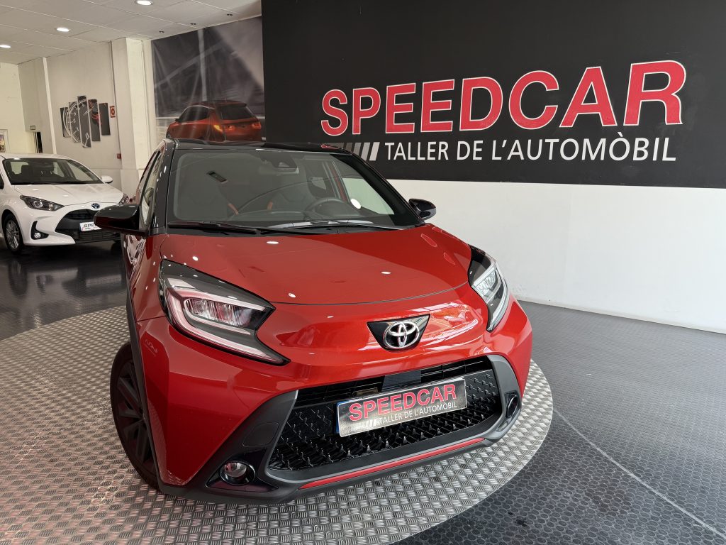 TOYOTA AYGO X