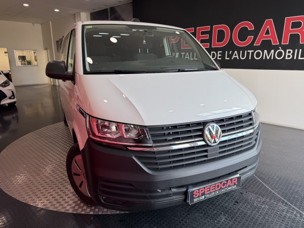 VOLKSWAGEN CARAVELLE