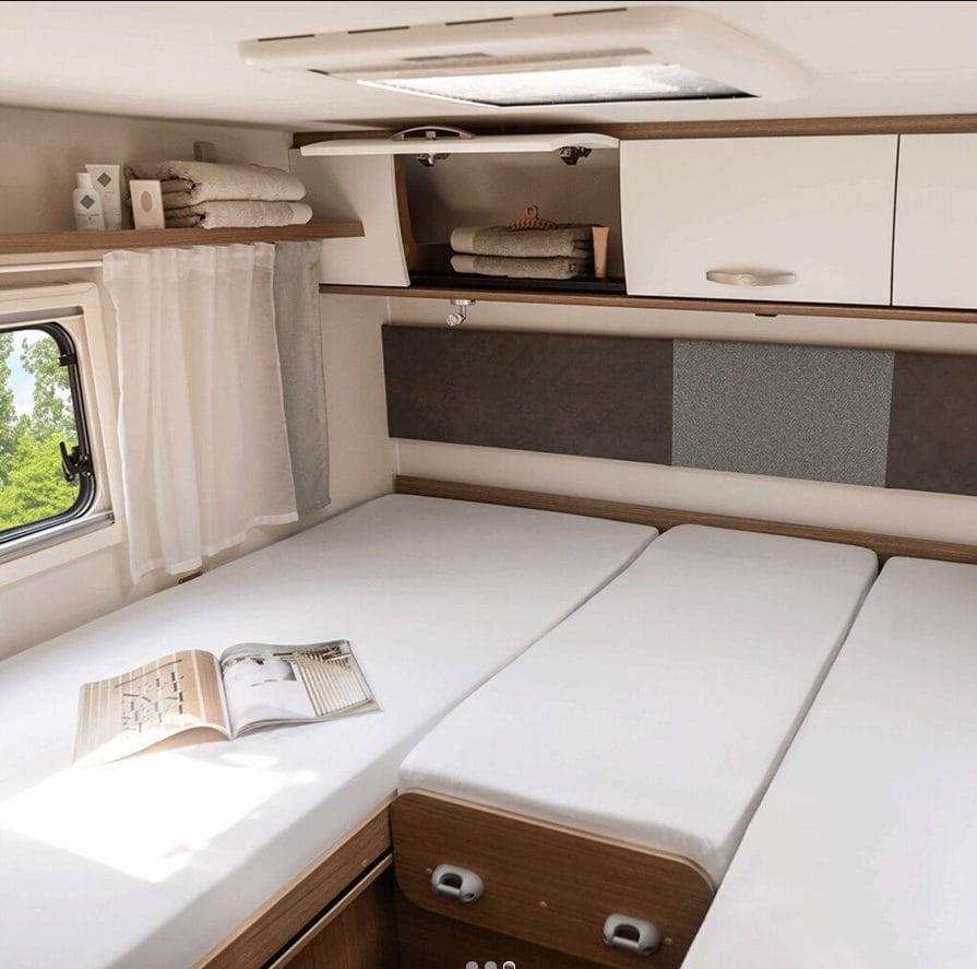 Sábana bajera ajustable Walra Jersey (3 piezas) blanca 2x70x90+30x120 - Imagen 4