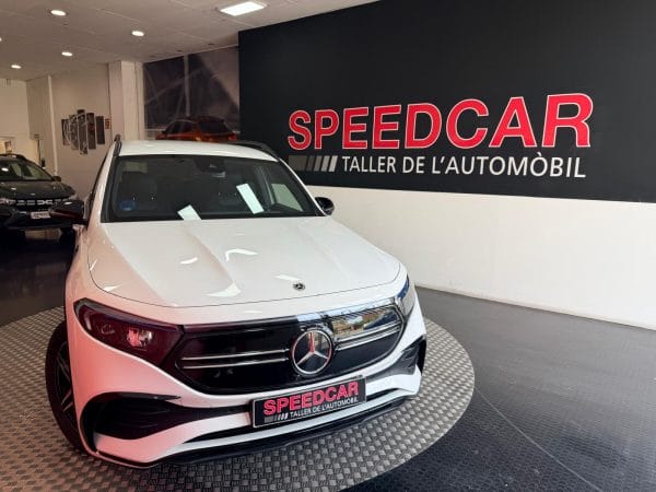 MERCEDES BENZ EQB