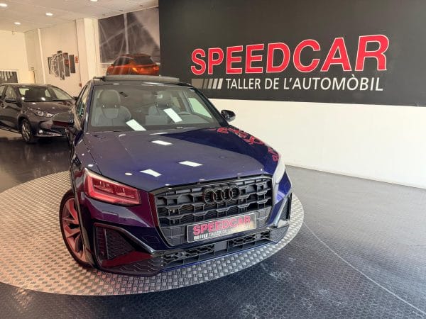AUDI Q2 BLACK-LINE