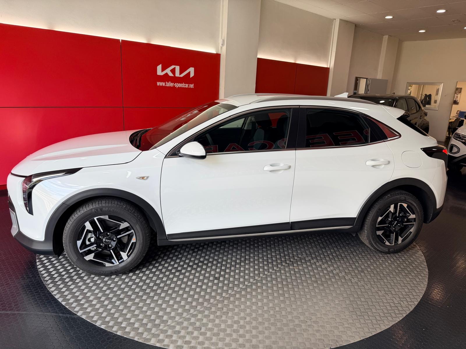 Kia Xceed 1.0 T-DGi 115cv Concept - Imagen 3