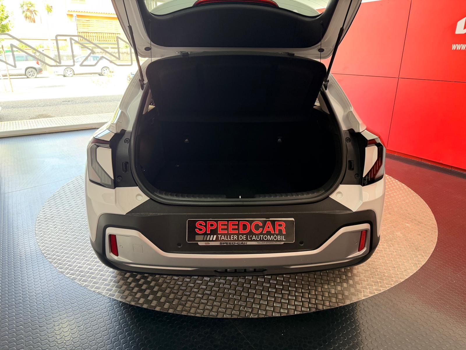 Kia Xceed 1.0 T-DGi 115cv Concept - Imagen 13